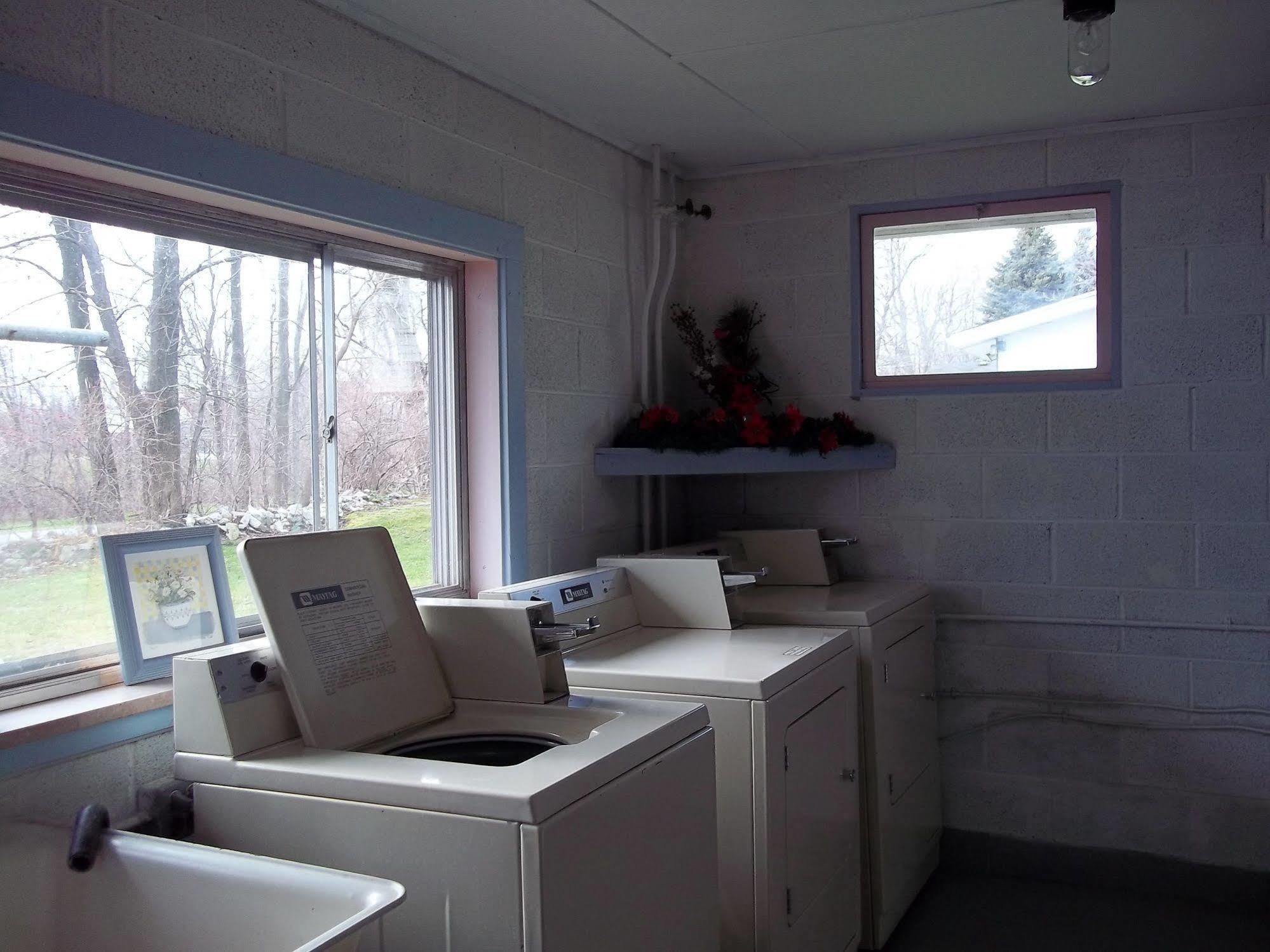 Lexington White Feather Motel المظهر الخارجي الصورة